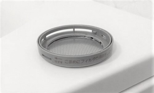 循環アダプターのフィルター(裏面)