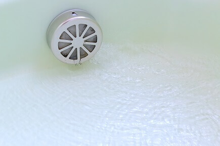 循環金具からお湯・水が出る