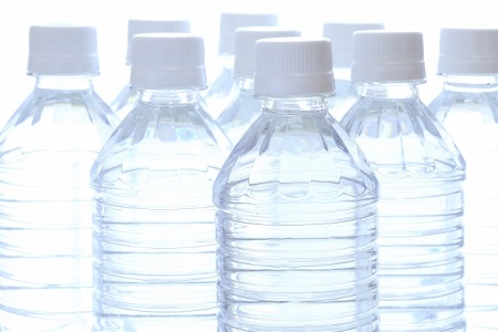 ペットボトルの水をストック